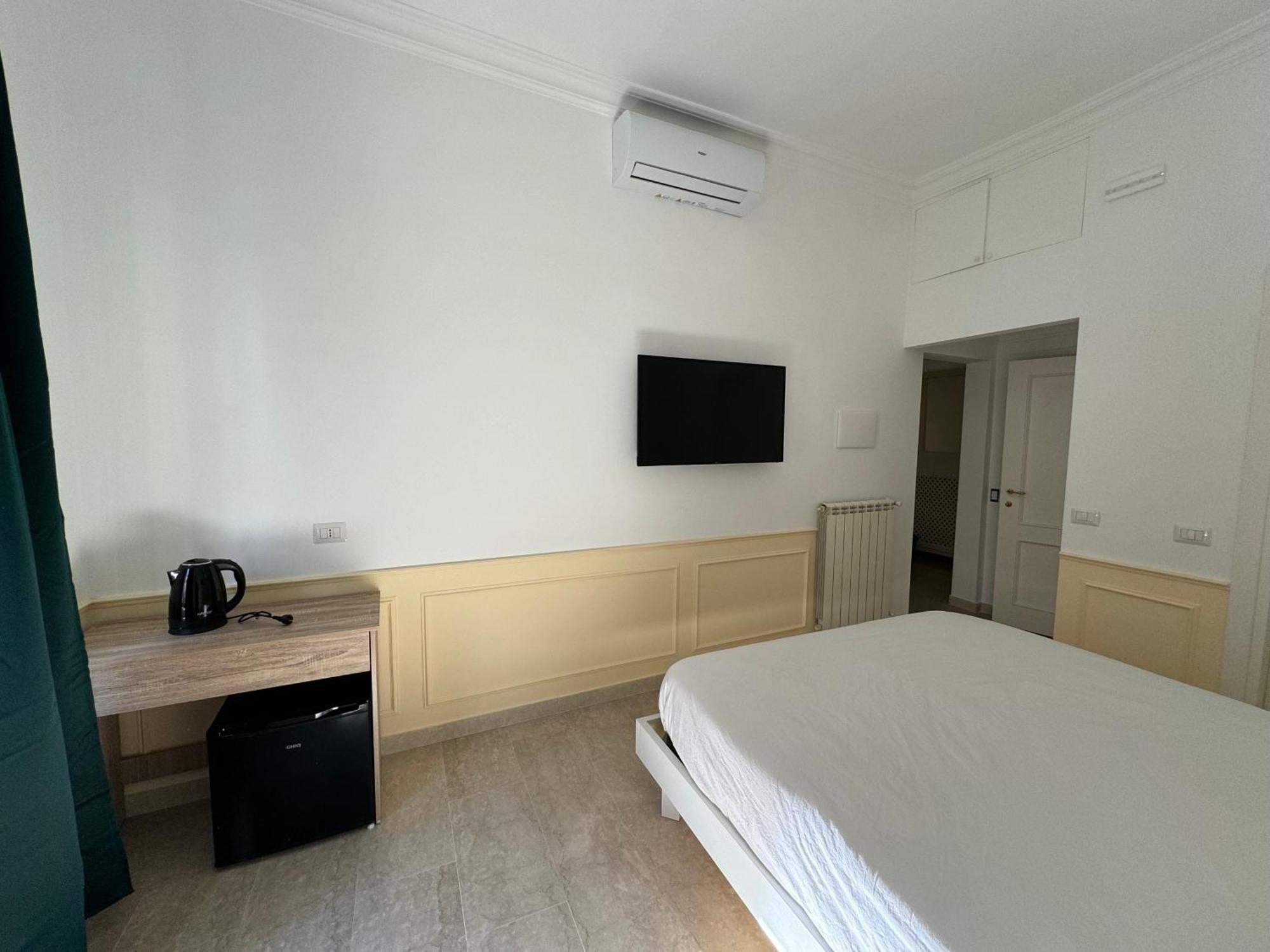 Costantino Rooms Róma Kültér fotó